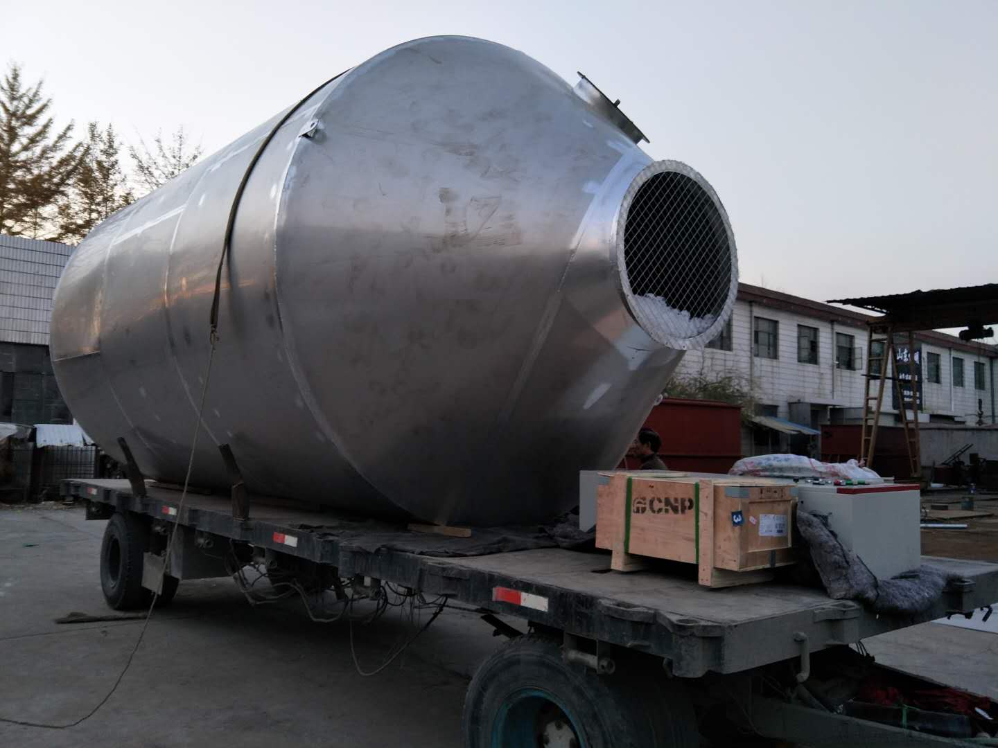 凱米特新材料棒爐、時(shí)效爐脫硝廢氣治理設(shè)備發(fā)貨